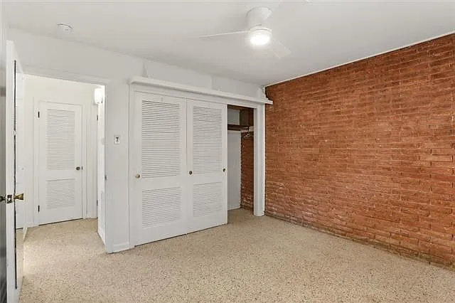 904 Bellecastle St — Photo 10