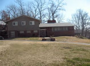 123 Hightide Dr, Decatur, IL 62521