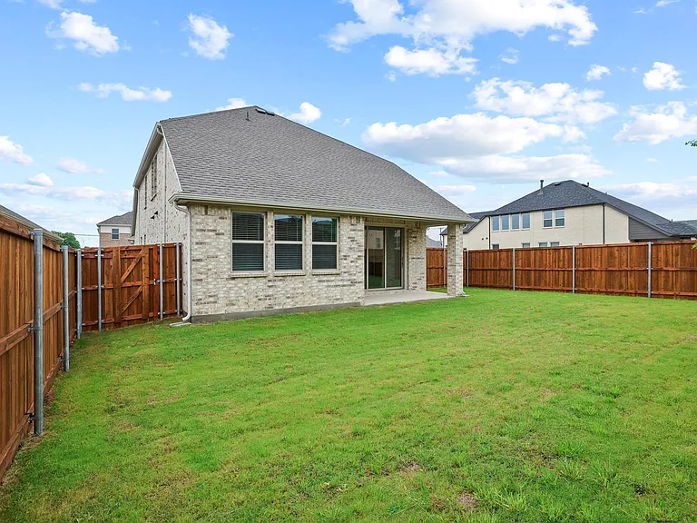 619 Sagebrush Trl — Photo 27