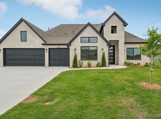 23079 E 106th Pl S, Broken Arrow, OK 74014