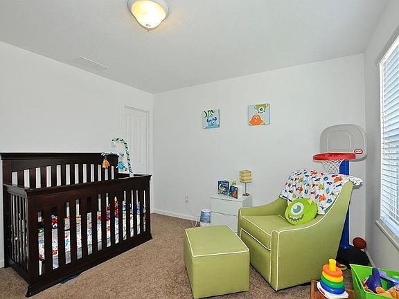 3rd image of 5028 Macaferty St