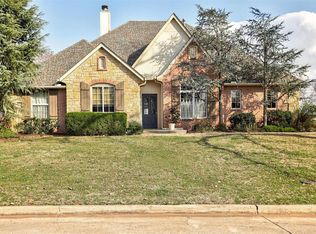 11100 N Ashford Dr, Yukon, OK 73099