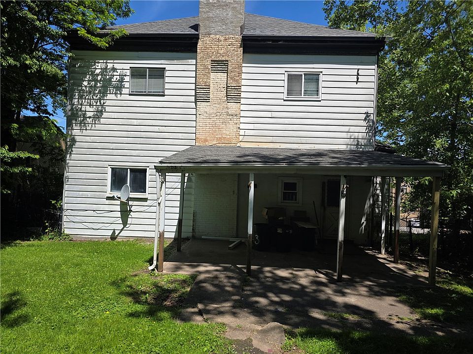 1st image of 726 E 9th Ave