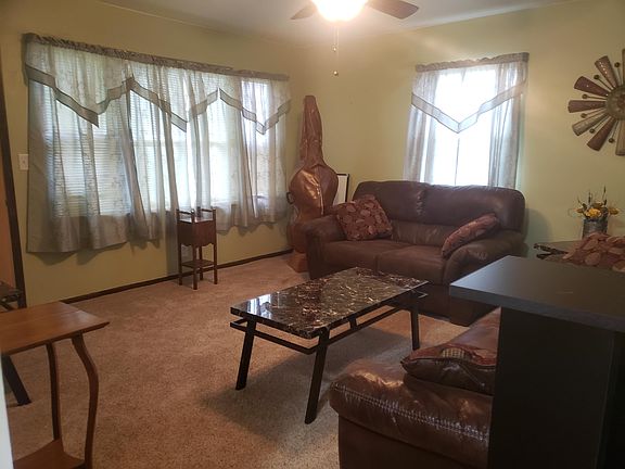 3rd image of 2801 Margaret Ave