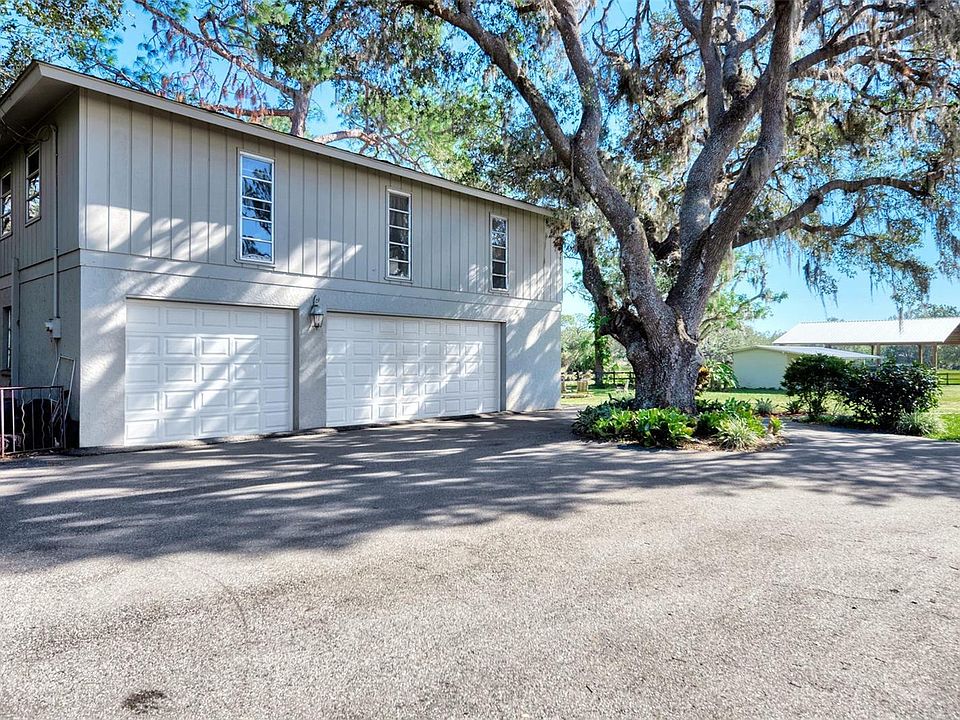 Apartment is above Garage