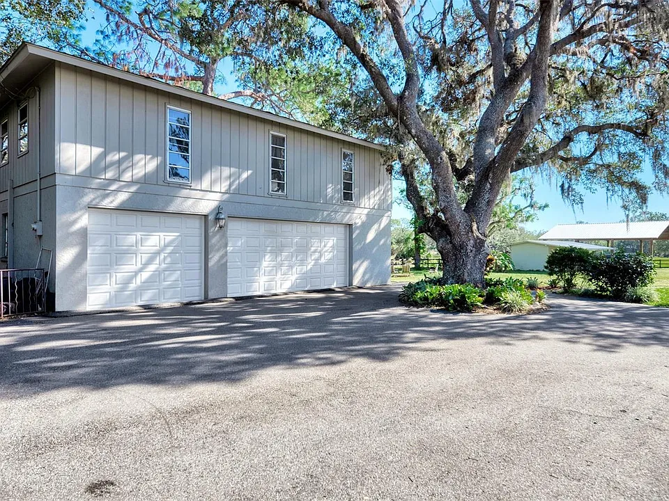 Apartment is above Garage