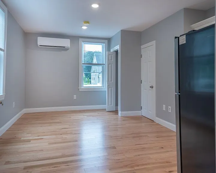 293 Fayette St — Photo 16