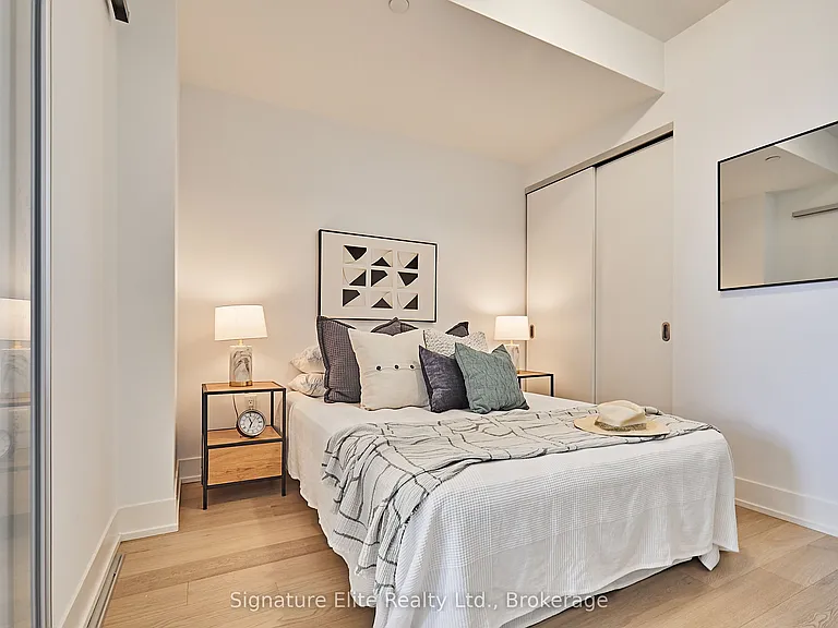 1331 Queen St E #505 — Photo 8