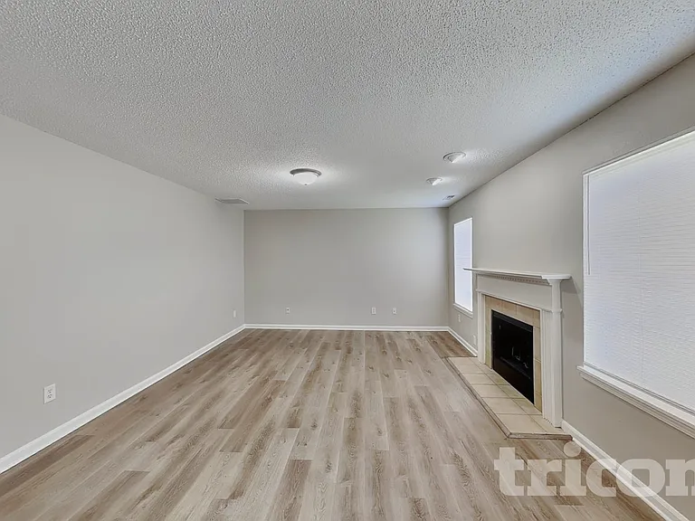 5635 High Timber Ln — Photo 4