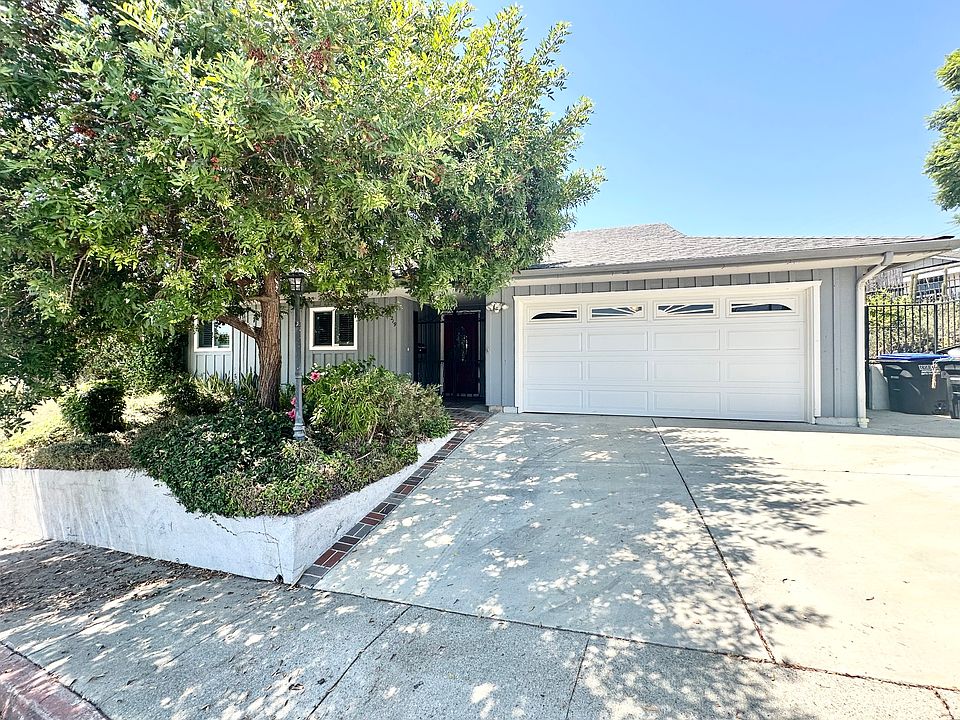 1st image of 1219 Dell Dr