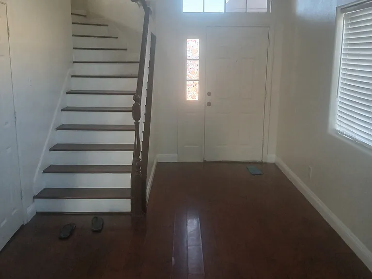 Lost Lake Ct — Photo 3