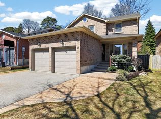 26 Mendys Frst, Aurora, ON L4G 5A4