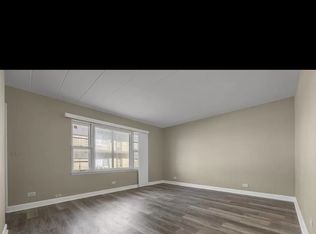 29 N Hillside Ave APT 8, Hillside, IL 60162