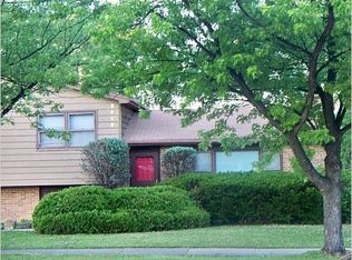 2412 W Glen Flora Ave, Waukegan, IL 60085