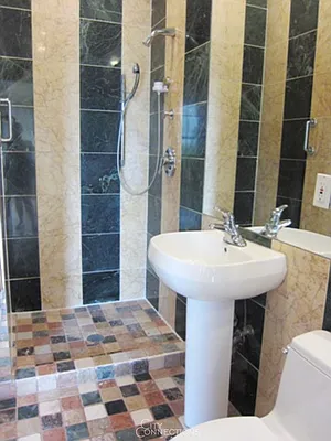 Rented by City Connections Realty | media 8