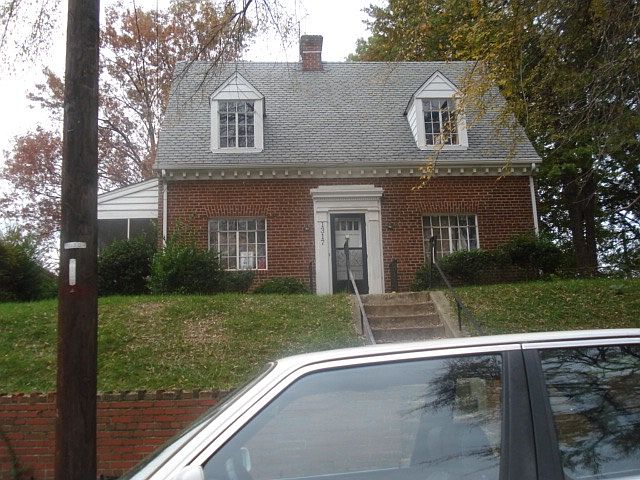 1st image of 1317 Wallace St