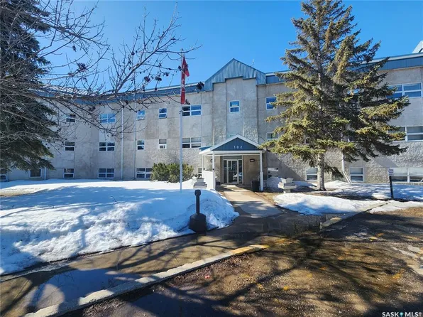 UNIT 308-102 Manor DRIVE, Nipawin, SK S0E 1E0