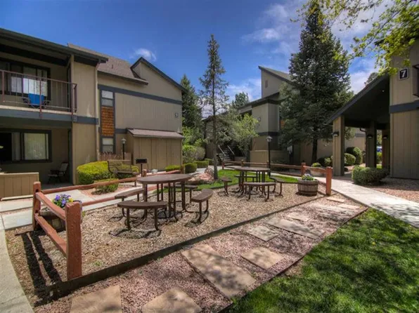 University Square Apartments