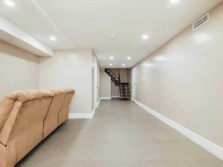 906 Greene Ave #1 — Photo 13