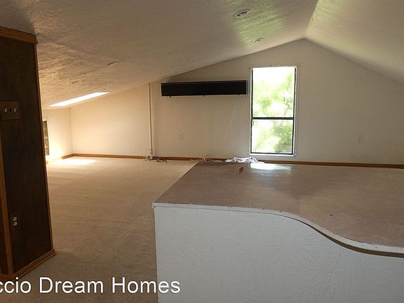 5th image of 838 NW 50th St
