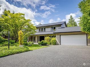220 Cameron Dr, Port Ludlow, WA 98365