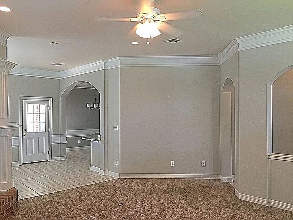 3rd image of 6011 Jason St