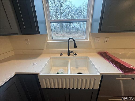 4th image of 3004 Scott Rd