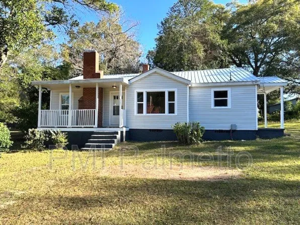 1910 Hilton St, Camden, SC 29020