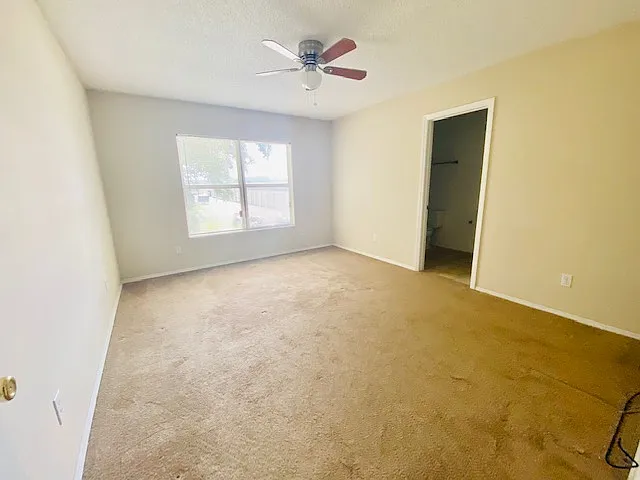 1064 Chalcedony St #1 — Photo 11