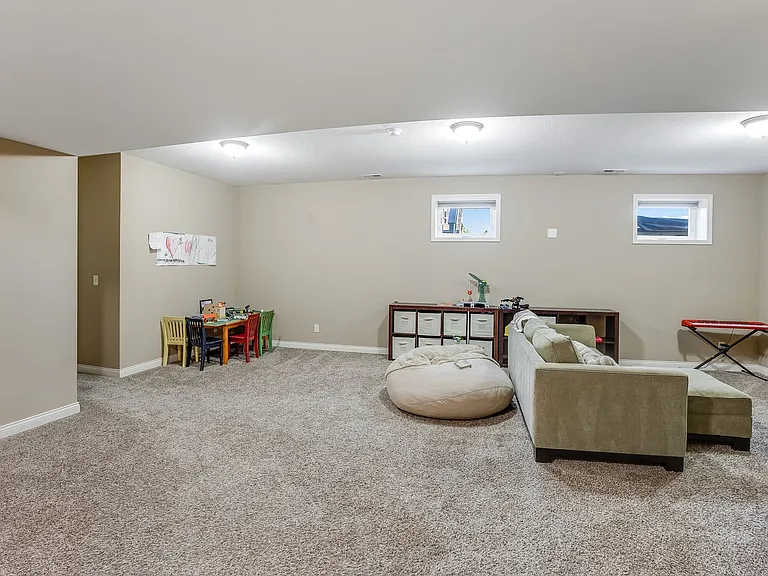 1208 White Oak Rd — Photo 41