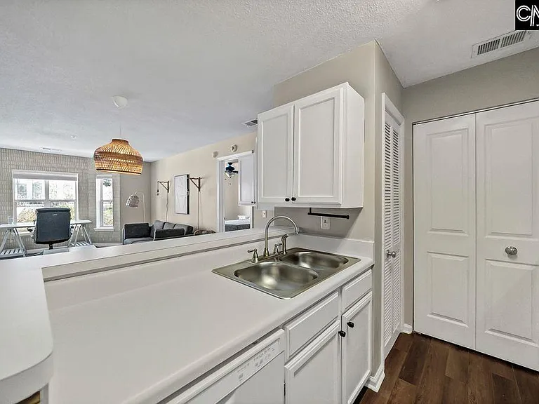 900 Taylor St #1-304 — Photo 9