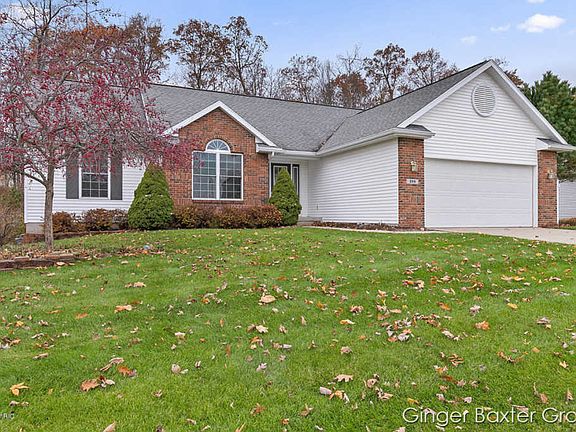 2nd image of 299 Glen Carin Dr NE