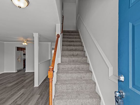 2nd image of 4712 Ashbury Ln