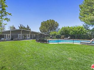503 Devonwood Rd, Altadena, CA 91001
