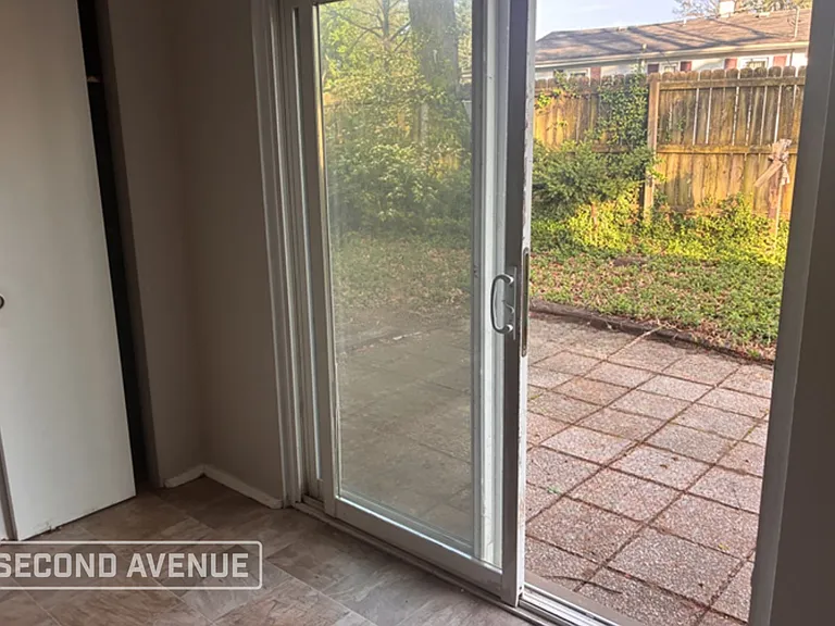 1 Rosehaven Dr — Photo 14