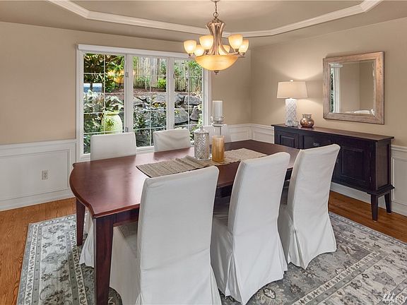 5th image of 16422 NE 50th St