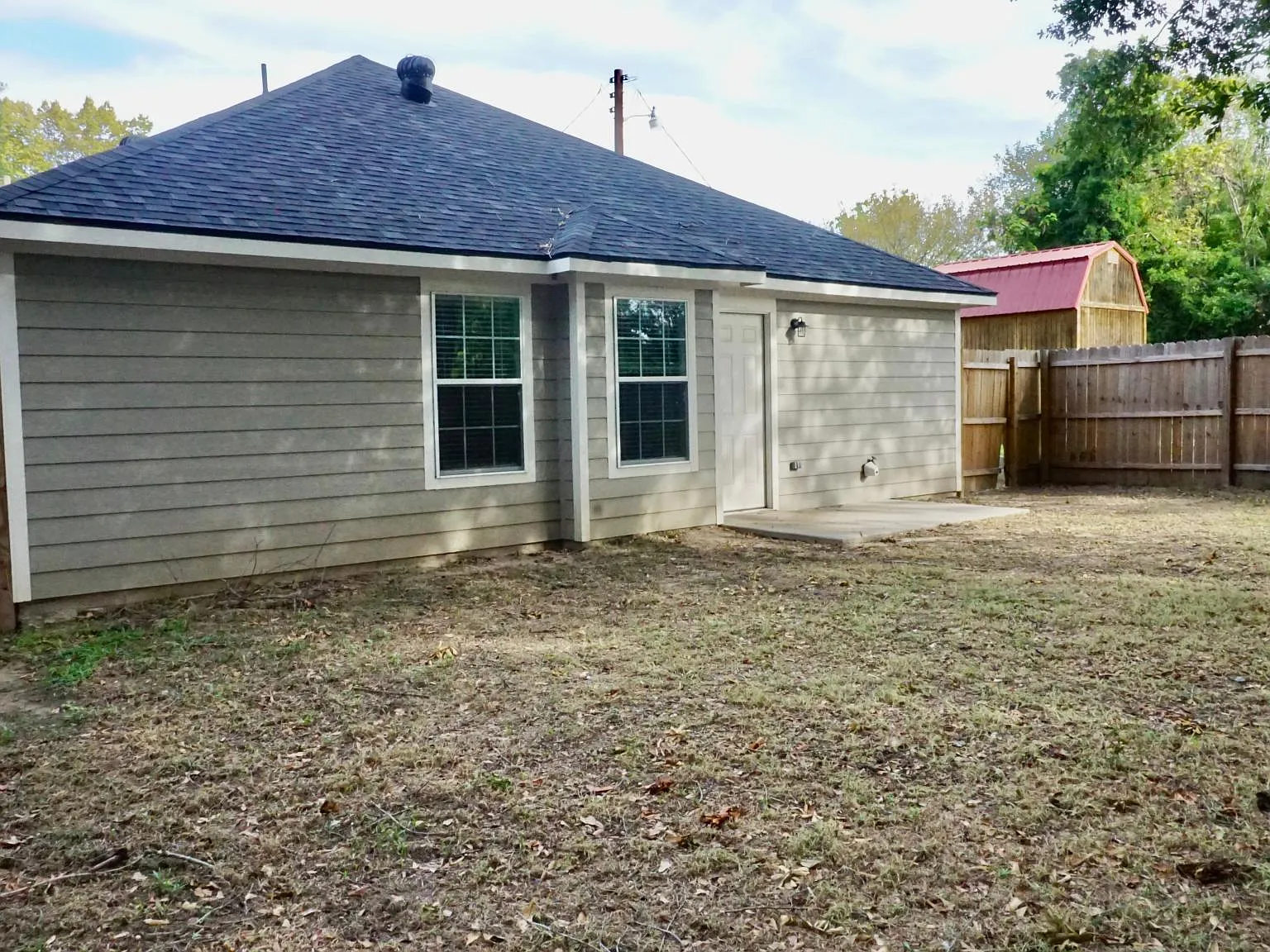 4 bed, 1662 sqft, $1,800 — Photo 3