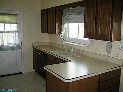 5th image of 1138 Manfeld Dr