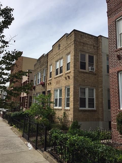 1st image of 3052 36th St
