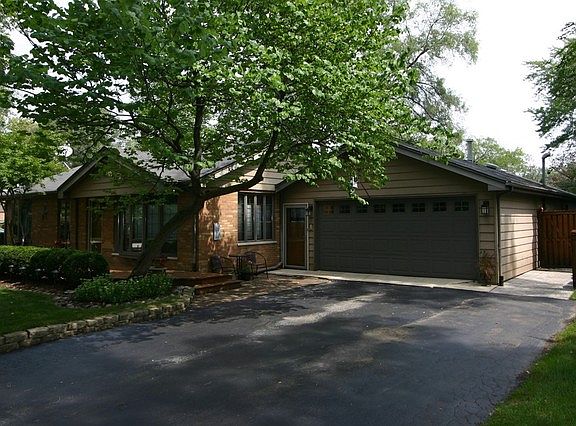 4th image of 12121 Nagle Ave