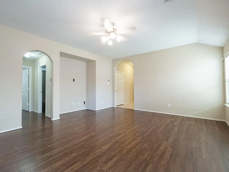 11219 Overland Trail Dr — Photo 8