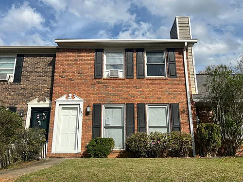 137 N Springs Ct Photo 1
