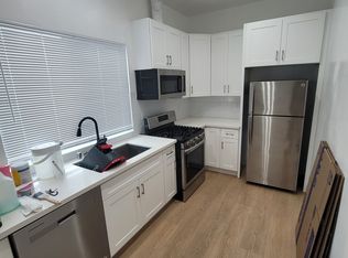 7103 Yarmouth Ave, Reseda, CA 91335