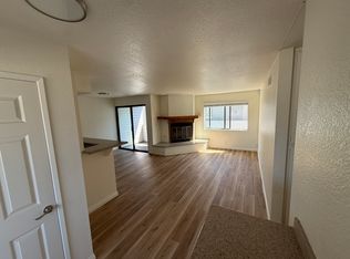 138 Whiting St APT E, El Segundo, CA 90245