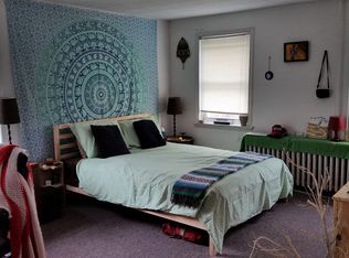 818 Fitzwater St, Philadelphia, PA 19147