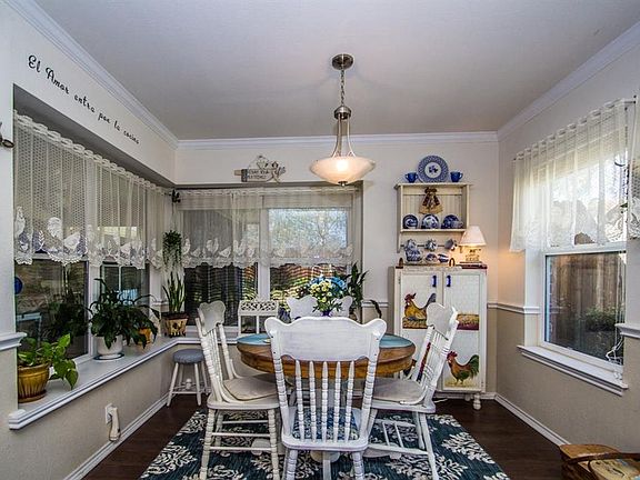 3rd image of 4012 Snow Creek Dr