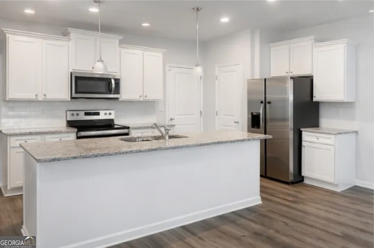 11722 Chatham Dr — Photo 3