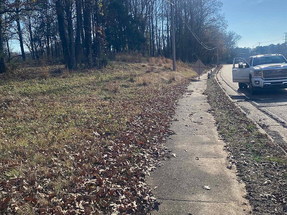 2nd image of New Brownsville Rd