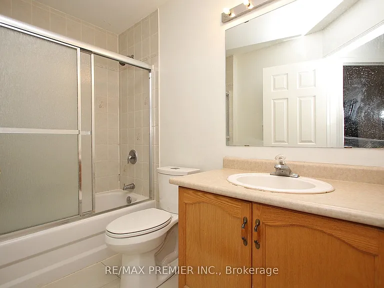 205 Equator Cres — Photo 19