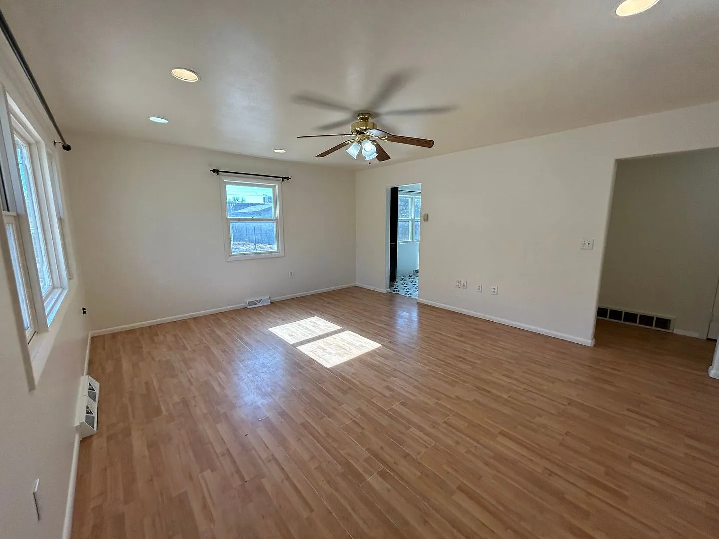 4 Bedroom 1 Bath House with Detached Garage & Large Fenced Yard — Photo 4